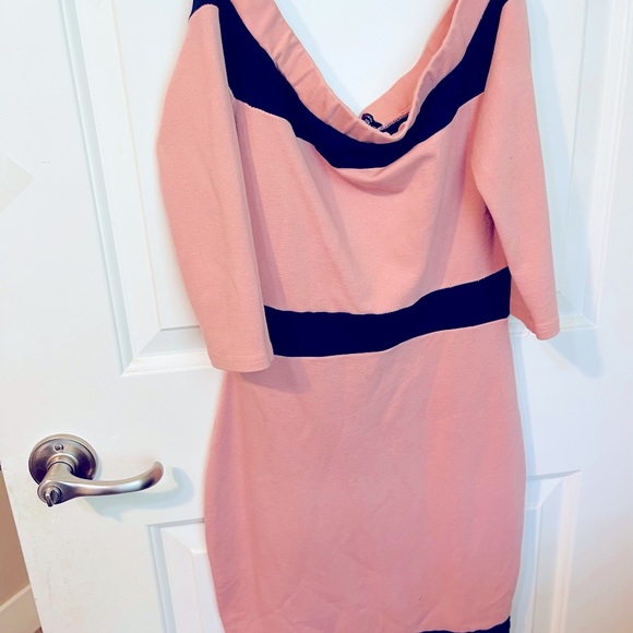 Light pink midi dress - Picture 2 of 3
